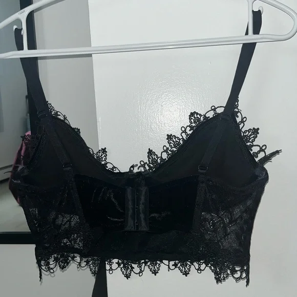 Dollskill widow bra - Picture 3 of 4